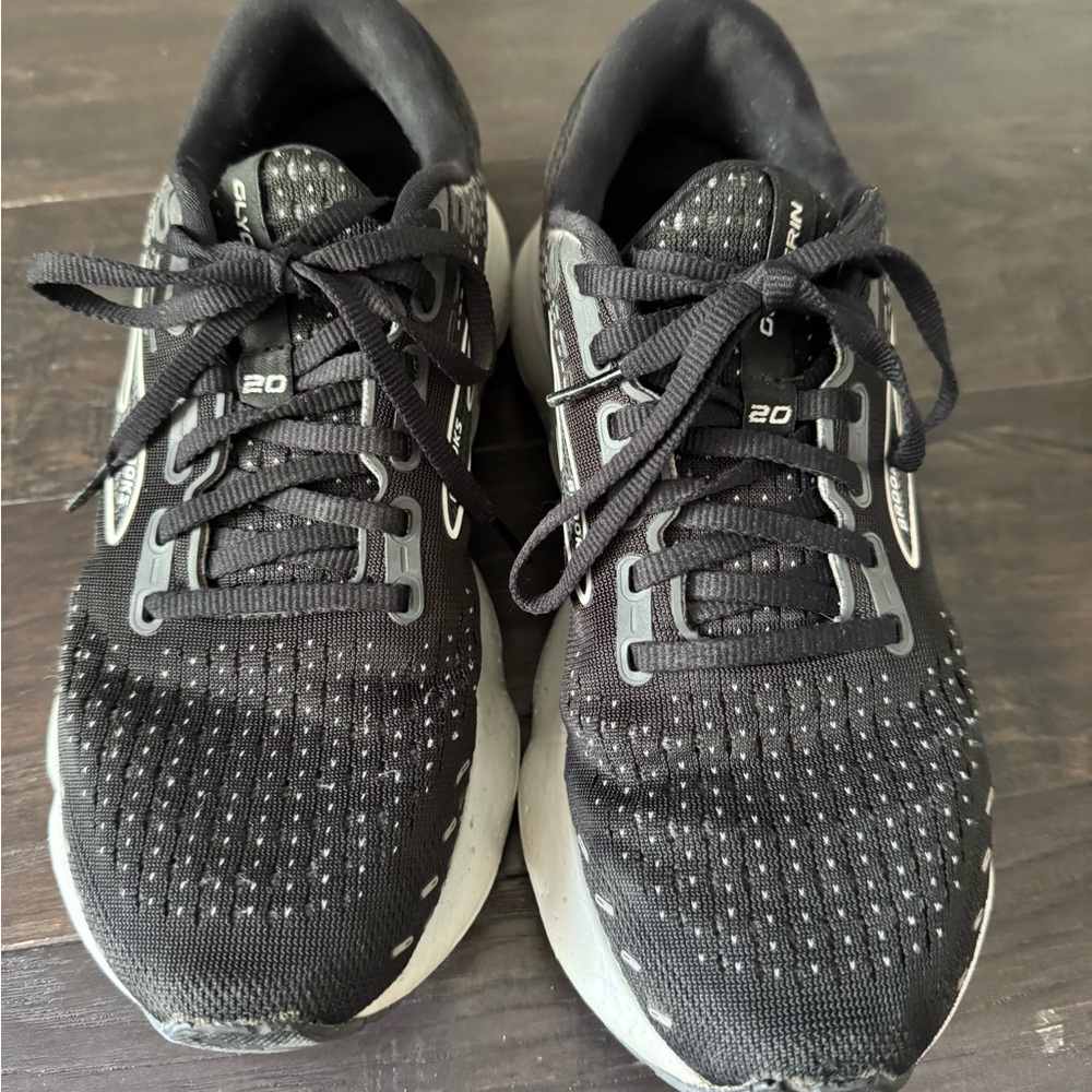 Brooks Black and Gray Women's Sneakers